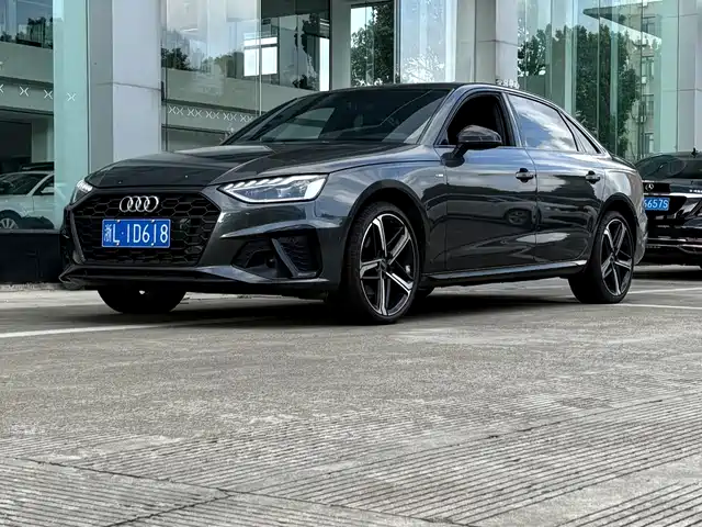 Audi Audi A4L 2023