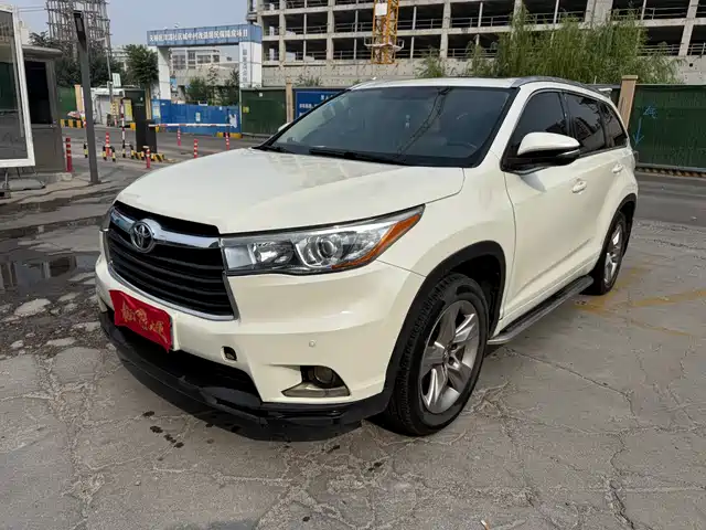 Toyota Highlander 2015