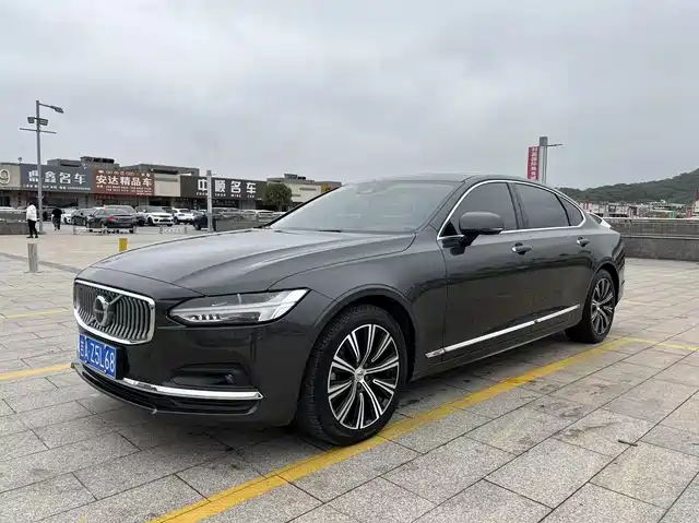 Volvo Volvo S90 2021