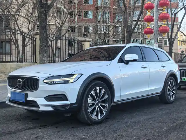 Volvo Volvo V90 2023