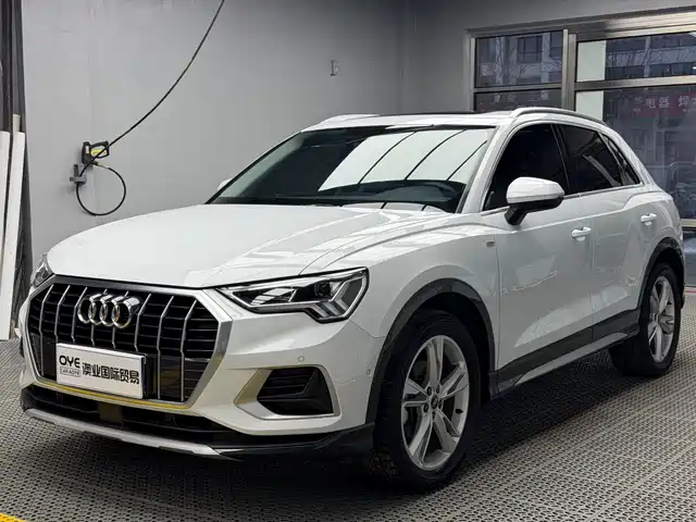 Audi Audi Q3