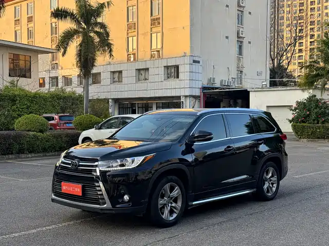 Toyota Highlander 2018