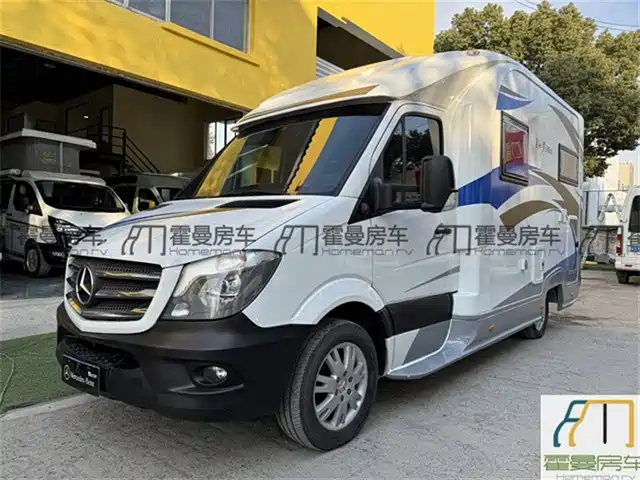 North RV North Dream Chaser