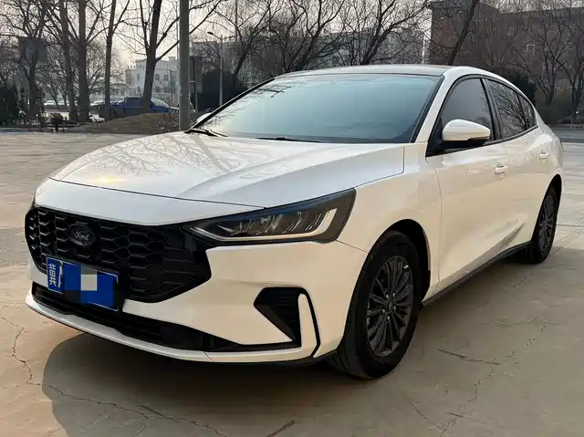 Ford Focus 2023