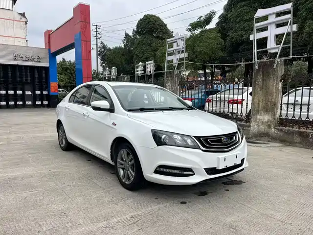 Geely Emgrand 2017