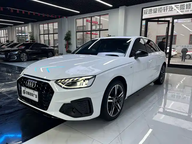 Audi Audi A4L 2021