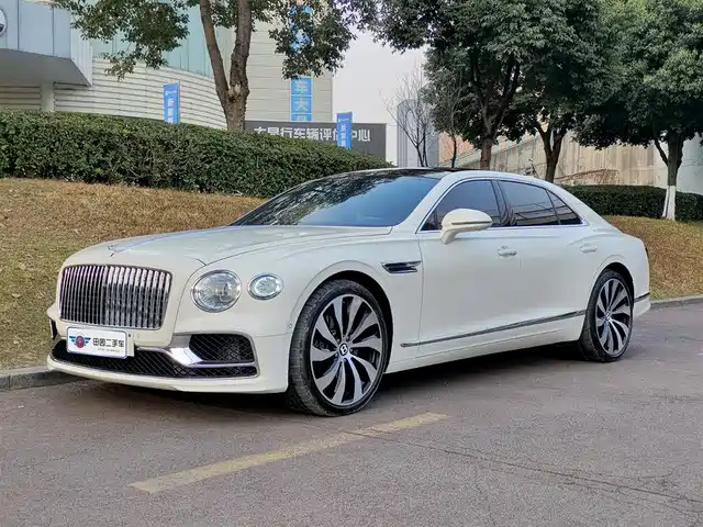 Bentley Flying Spur 2023