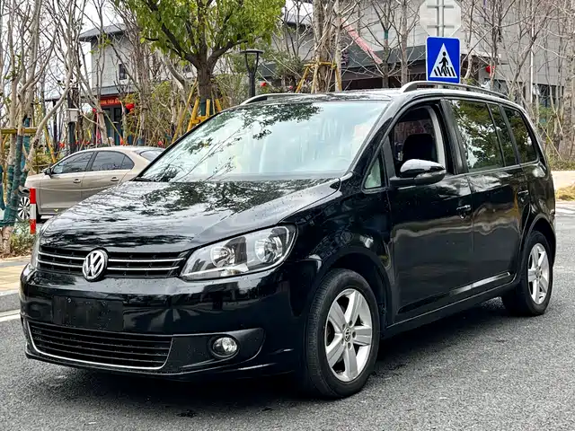 Volkswagen Touran 2014