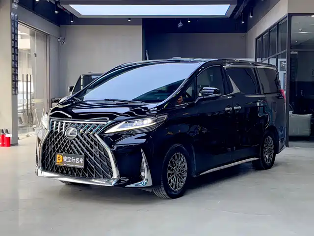Lexus Lexus LM 2022