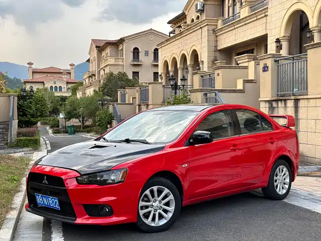 Mitsubishi Lancer EX 2012
