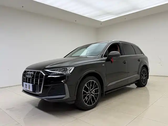 Audi Audi Q7