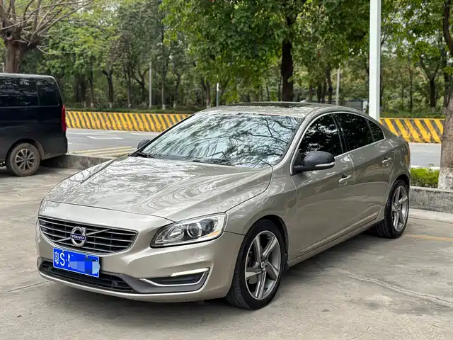 Volvo Volvo S60 2014