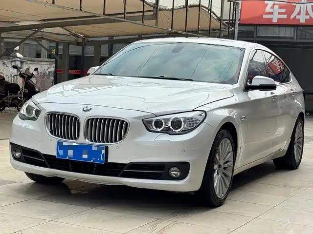 BMW BMW 5 Series GT 2015