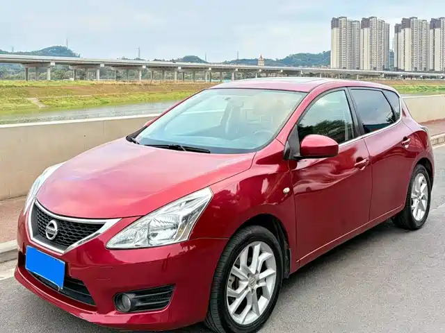 Nissan Tiida 2011