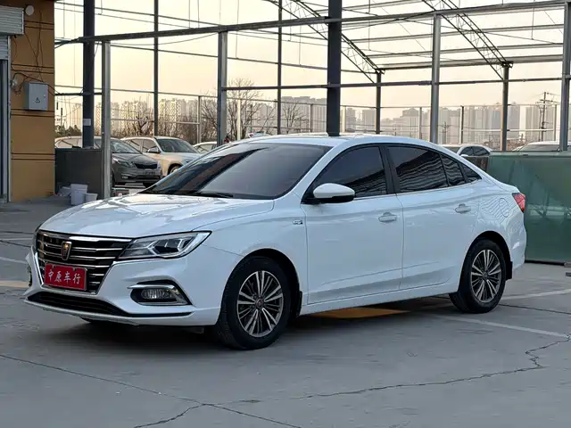 Roewe Roewe i5 2019