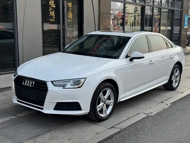 Audi Audi A4L 2016