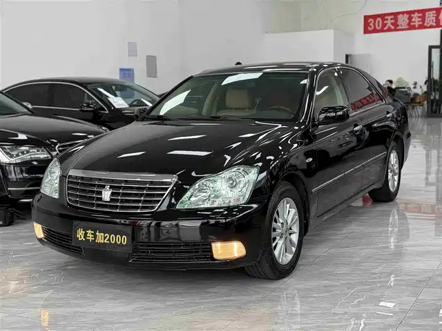 Toyota Crown 2005