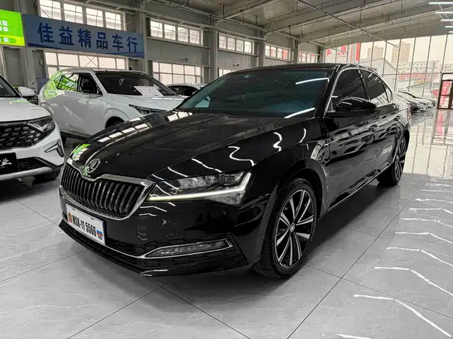 Škoda Superb 2022