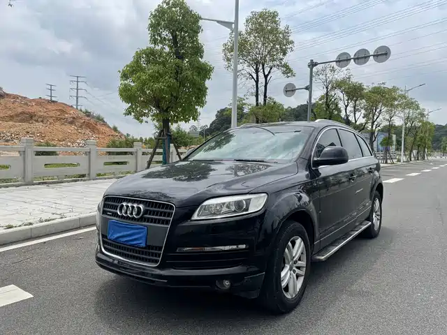 Audi Audi Q7