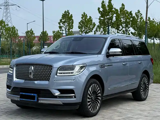 Lincoln Navigator 2020
