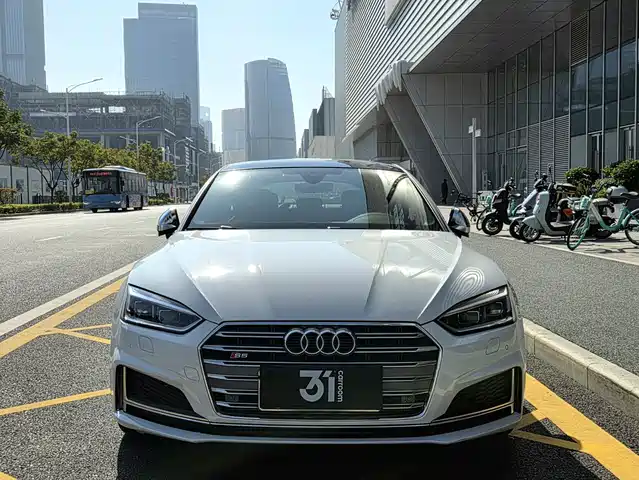 Audi Audi S5 2017