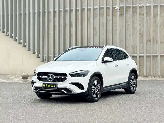 Mercedes-Benz Mercedes-Benz GLA 2023