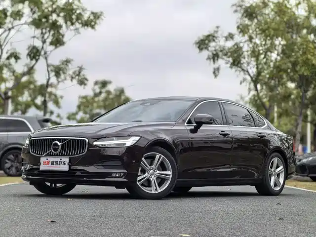 Volvo Volvo S90 2017