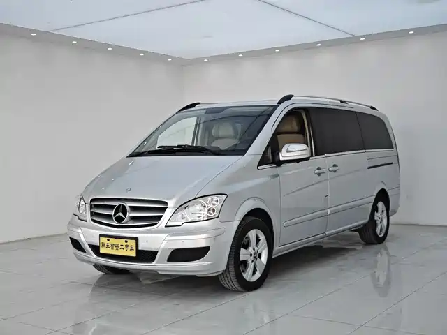 Mercedes-Benz Viano 2013