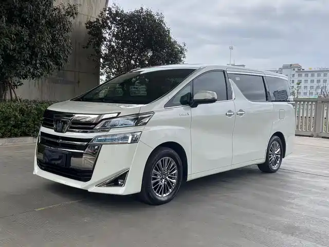 Toyota Vellfire 2021