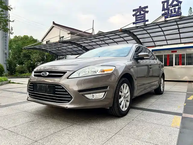 Ford Mondeo 2013