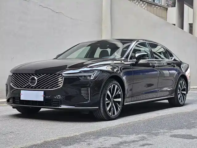 Volvo Volvo S90 2025