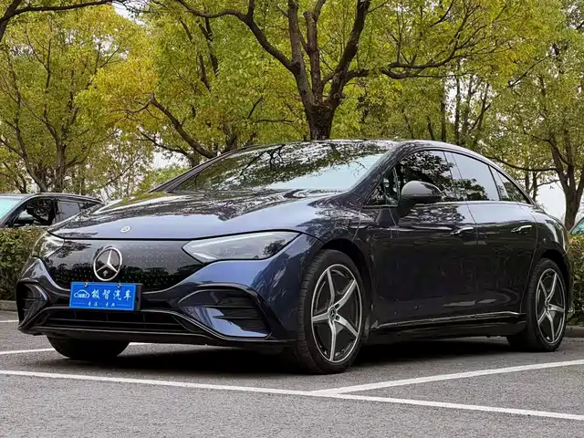 Mercedes-Benz Mercedes-Benz EQE 2022