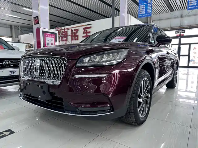 Lincoln Adventurer 2021