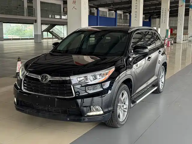 Toyota Highlander 2016