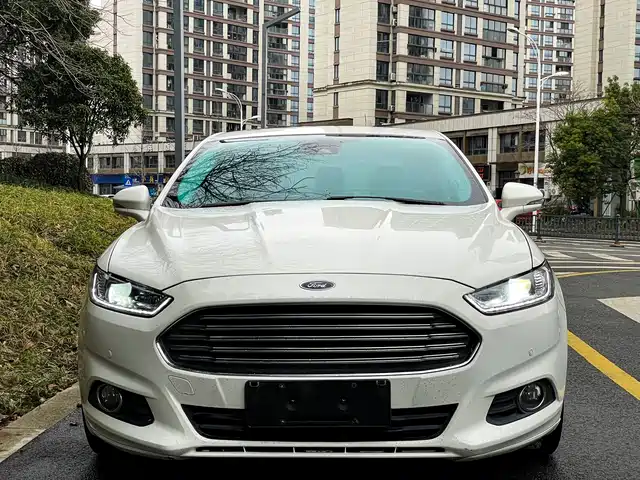 Ford Mondeo 2013