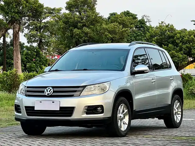 Volkswagen Tiguan 2011
