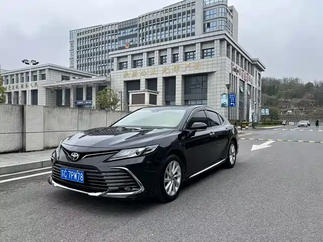 Toyota Camry 2023