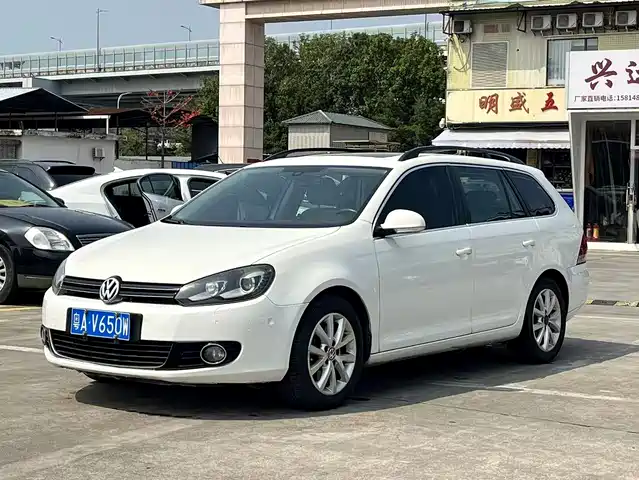 Volkswagen Golf (Import) 2014
