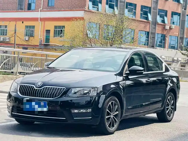 Škoda Octavia 2015