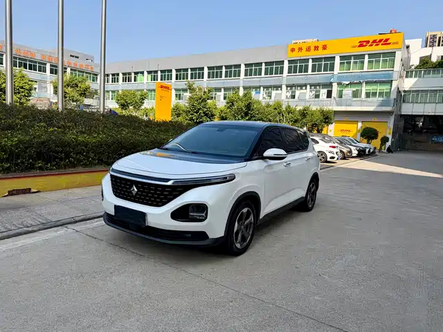 Baojun Baojun RM-5