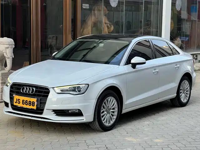 Audi Audi A3 2015