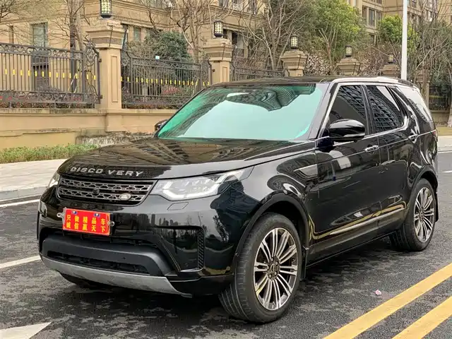 Land Rover Discovery 2018