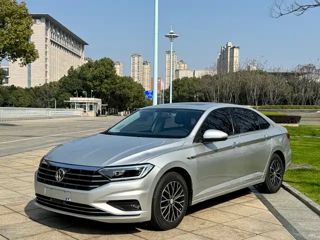 Volkswagen Sagitar 2021