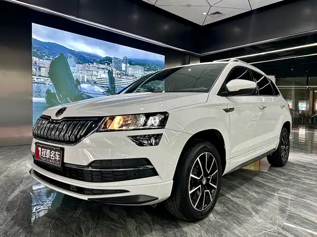 Škoda Karoq 2023