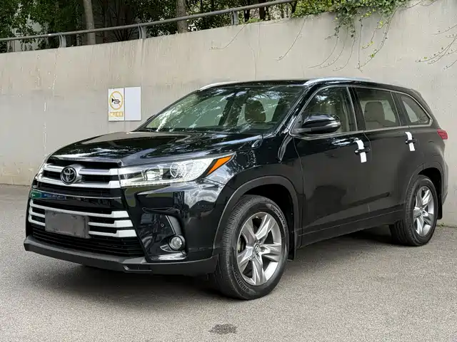 Toyota Highlander 2020
