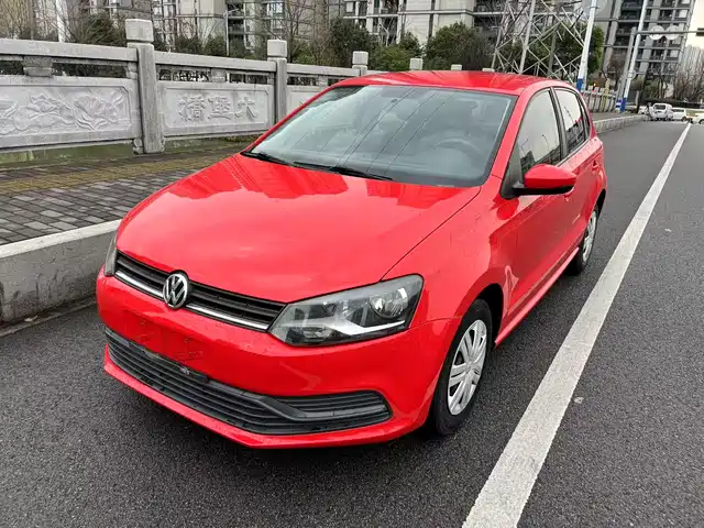 Volkswagen Polo 2016