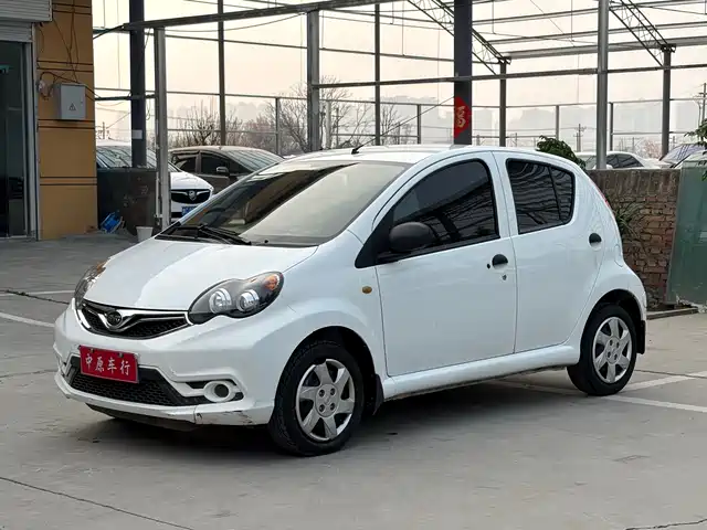 BYD BYD F0 2015