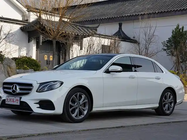 Mercedes-Benz Mercedes-Benz E-Class 2019