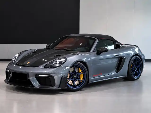 Porsche Porsche 718 2025