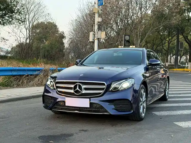 Mercedes-Benz Mercedes-Benz E-Class 2019